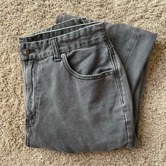 AE Black Curvy Mom Jeans - Picture 6 of 6